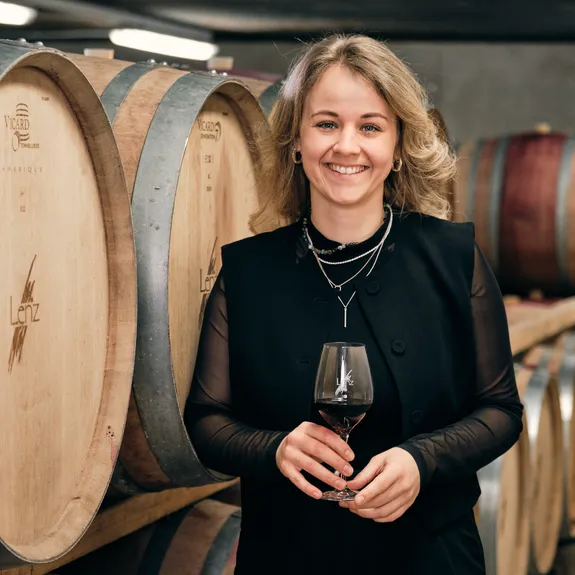 Anina Merz, Hebamme und Allrounderin im Team